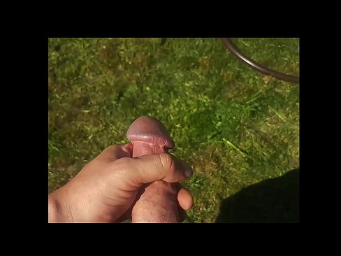 ❤️ Bidh hottie a 'faighinn a pussy pinc fucked agus cums le squirt ann an gàrradh samhraidh ❤❌  Pornografach  aig gd.sexuria-net.ru ️❤